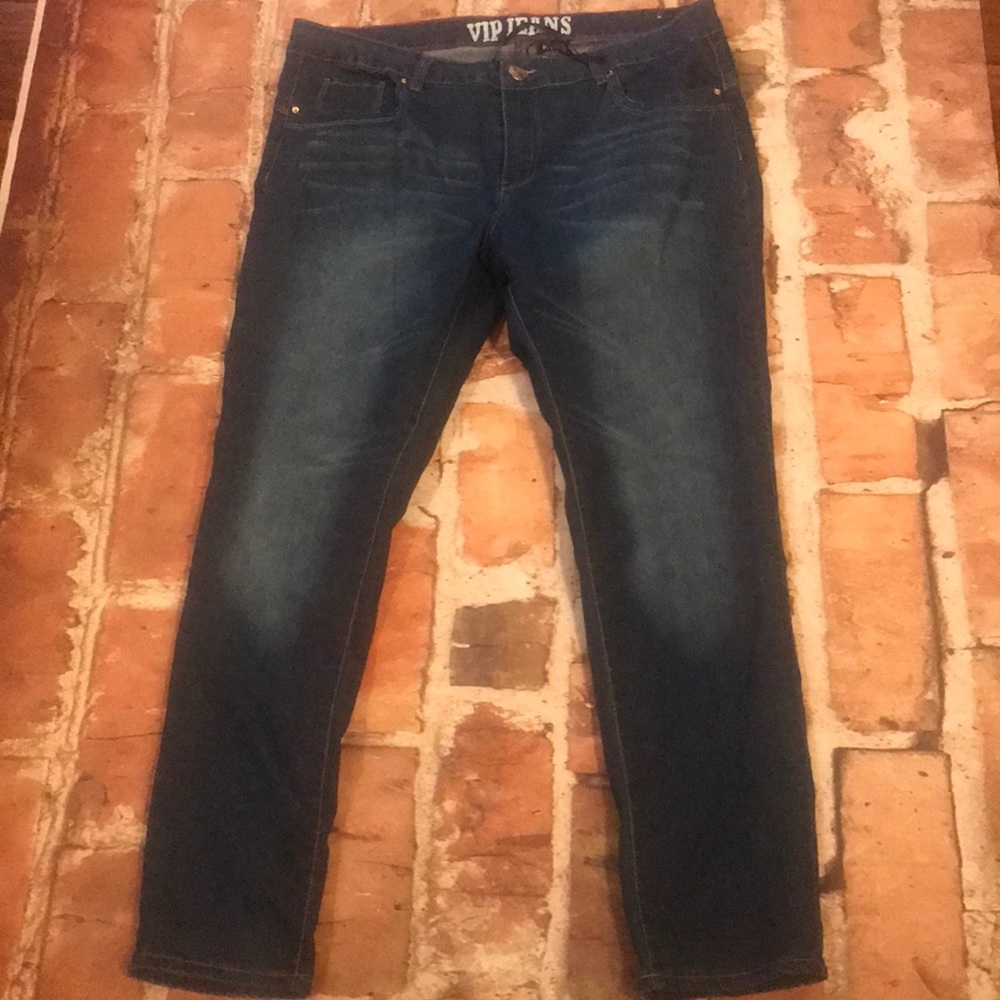 VIP ANKLE JEANS SIZE 18